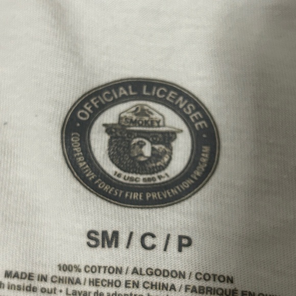 Women's Vintage/Collectable Smokey the Bear T-Shirt - SMALL - Picture 8 of 8